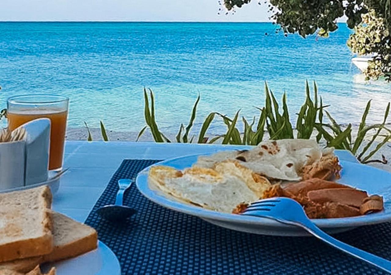 Tropical Tree Hotel Fehendhoo Exterior photo
