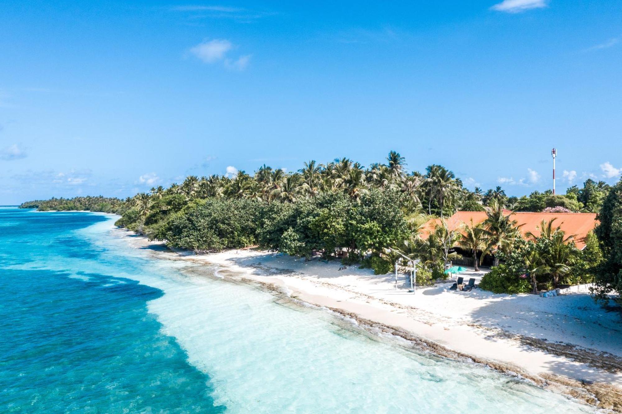 Tropical Tree Hotel Fehendhoo Exterior photo