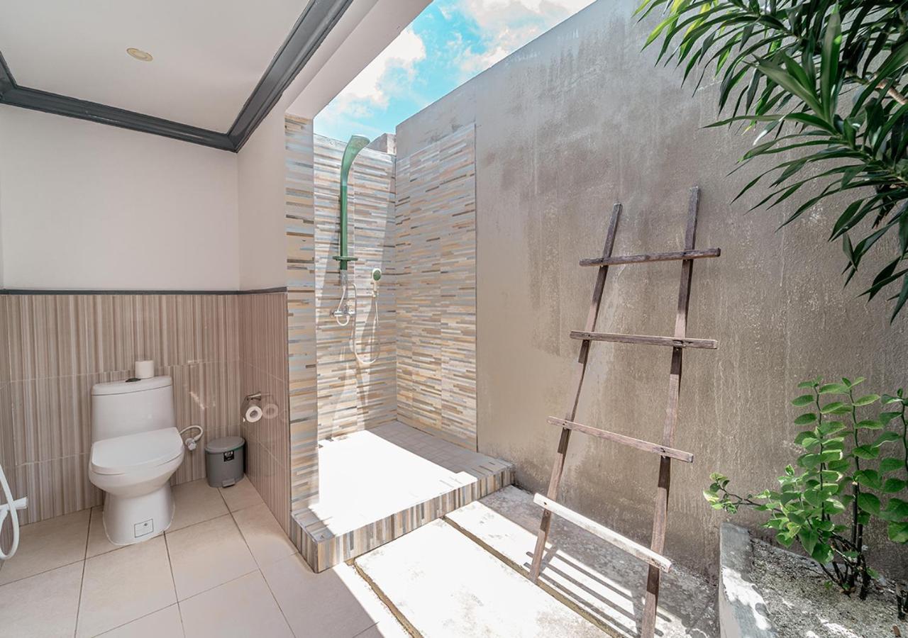 Tropical Tree Hotel Fehendhoo Exterior photo